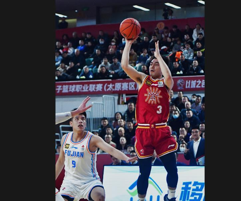 aoa体育娱乐-云南男篮连胜拉开分数差距，夺得胜利(云南男篮连胜拉开分数差距,夺得胜利了吗)