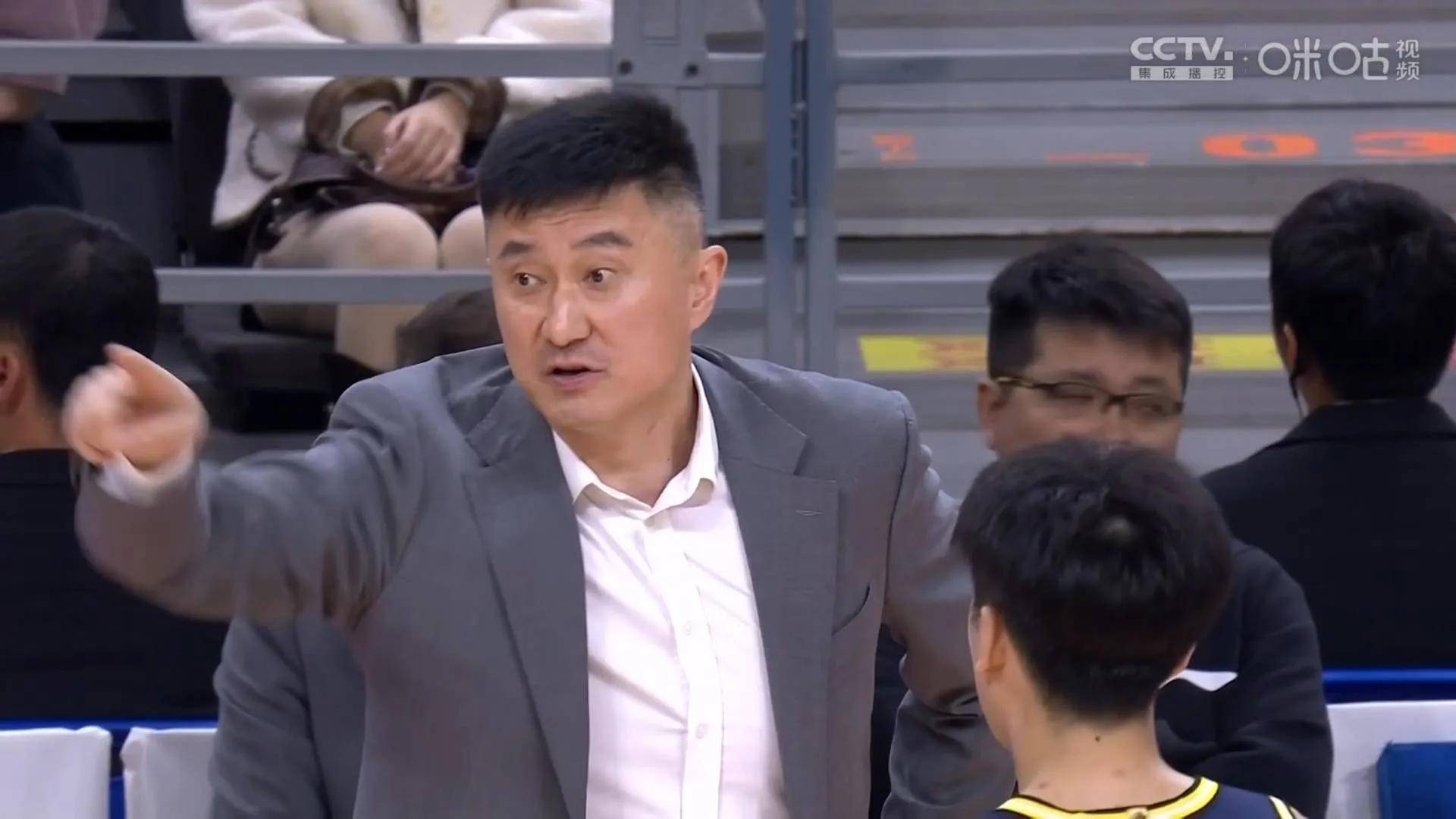 aoa体育教练-柏林联合队取得连战连胜：愿景是联赛冠军的简单介绍