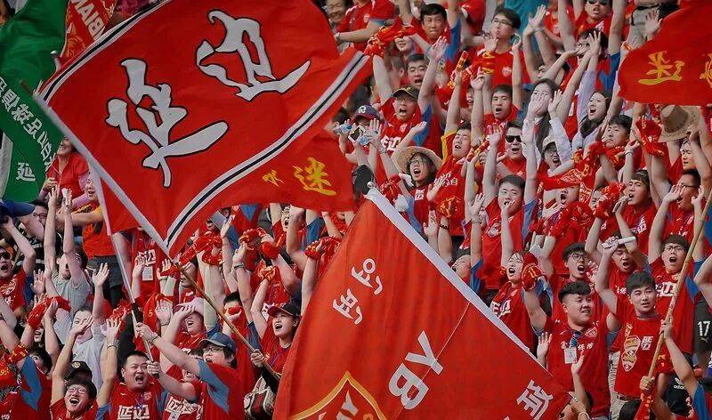 aoa体育新闻-关于汇聚热血！国内足球盛事精彩绝伦的信息