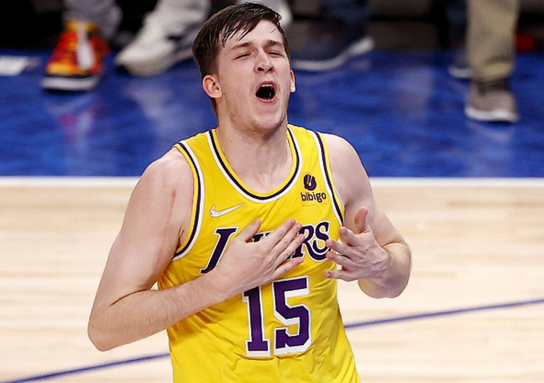 aoa体育视频-灰熊新星戴维斯盼望风采央行骑士赢得荣誉的简单介绍